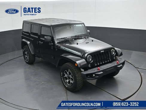 Used 2013 Jeep Wrangler Unlimited Rubicon w/ Connectivity Group AWD/4WD image 44
