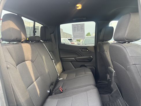 Used 2024 Chevrolet Colorado Trail Boss w/ Technology Package AWD/4WD image 25