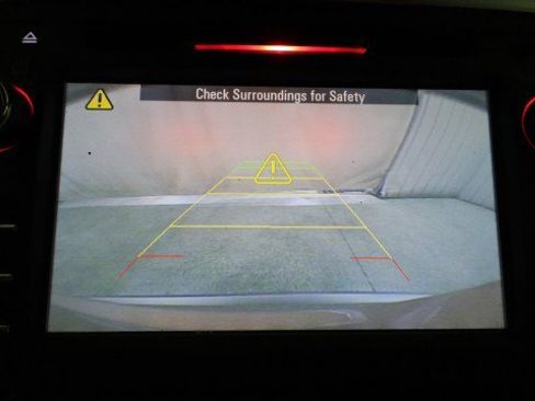 Used 2015 GMC Acadia SLE image 15