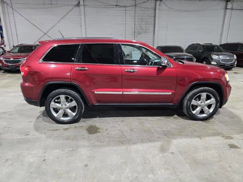 Used 2012 Jeep Grand Cherokee Overland image 15