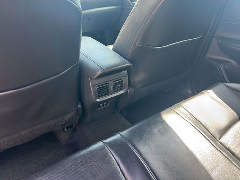 Used 2021 Toyota Venza Limited w/ Advanced Technology Package image 23