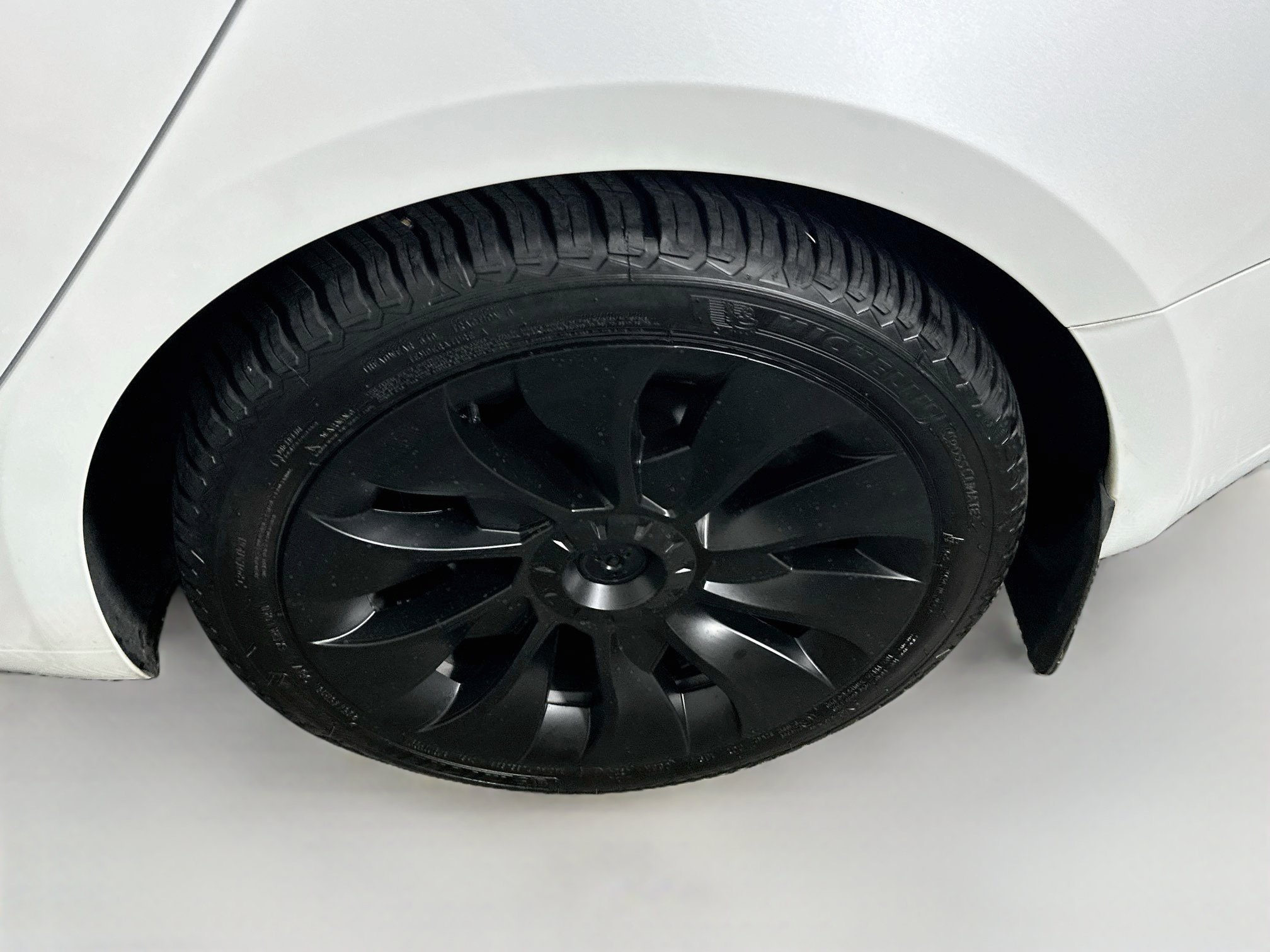 Used 2023 Tesla Model 3 Standard Range RWD image 11