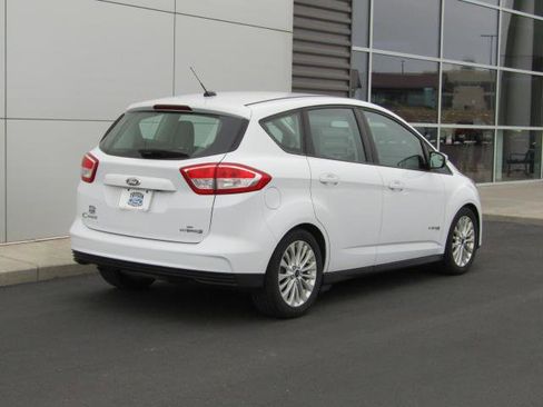 Certified 2018 Ford C-MAX SE w/ Cargo Management Package image 7