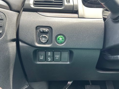 Used 2025 Honda Ridgeline RTL image 13