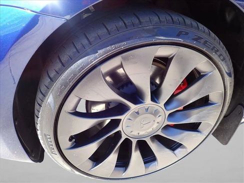 Used 2023 Tesla Model 3 Performance image 6