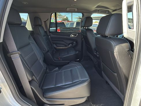 Used 2020 GMC Yukon Denali image 32