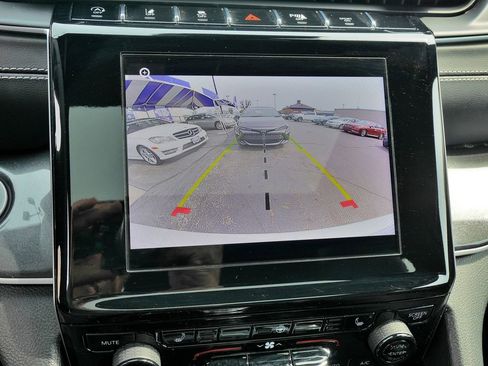 Used 2023 Jeep Grand Cherokee Altitude image 35