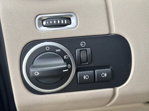 Used 2016 Land Rover LR4 HSE LUX image 21