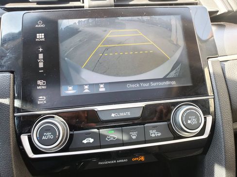Used 2016 Honda Civic EX image 3