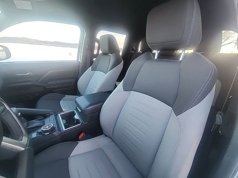 Used 2025 Toyota Tacoma TRD Off-Road image 34