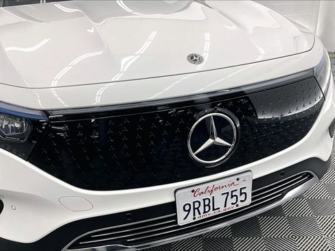 Certified 2024 Mercedes-Benz EQB 250+ image 31