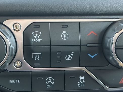 New 2026 Jeep Wrangler Sahara image 21