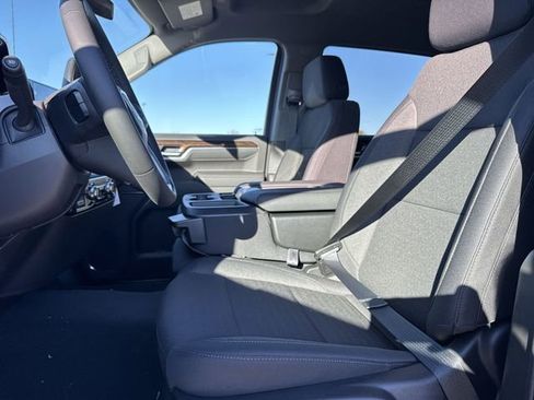 New 2026 GMC Sierra 1500 Elevation image 11