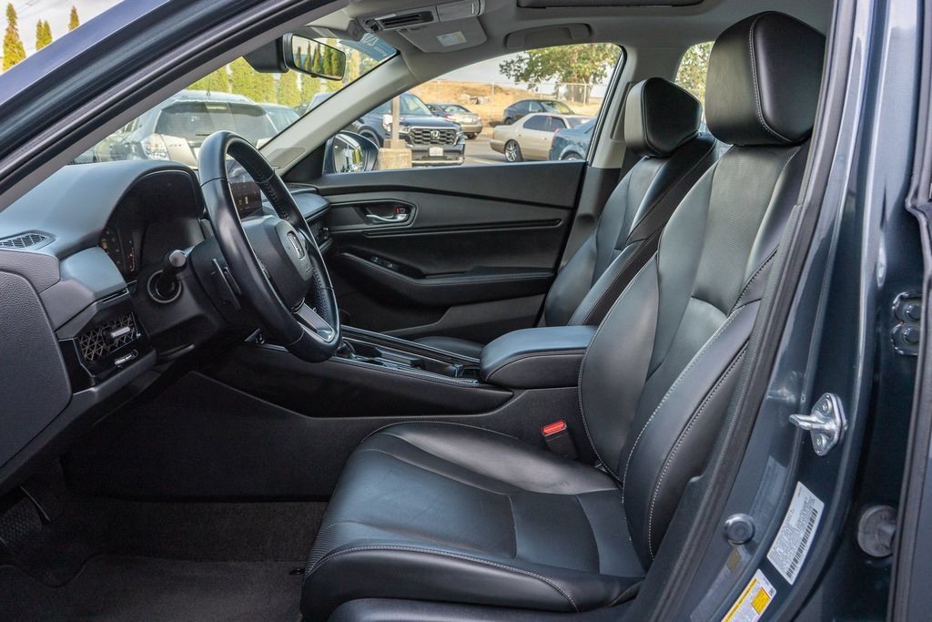 Certified 2023 Honda Accord Touring image 28