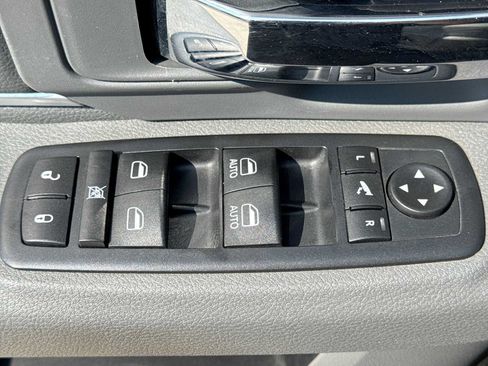 Used 2016 RAM 1500 Big Horn AWD/4WD image 16