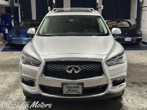 Used 2017 INFINITI QX60 Luxe w/ Premium Plus Package image 4