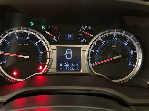 Used 2018 Toyota 4Runner Limited image 29