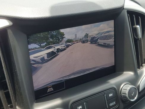 Used 2022 GMC Terrain SLT w/ LPO, Floor Liner Package FWD image 31