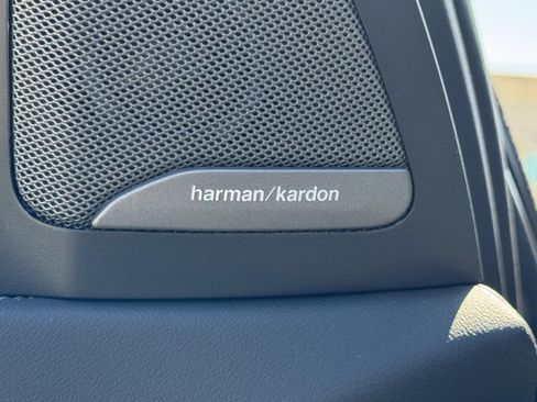 Certified 2023 BMW X7 M60i w/ Executive Package image 20