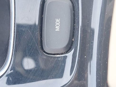 Certified 2023 Buick Envision Preferred image 44