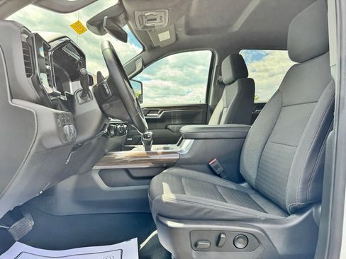 Used 2024 Chevrolet Silverado 1500 RST w/ True North Edition Plus AWD/4WD image 17