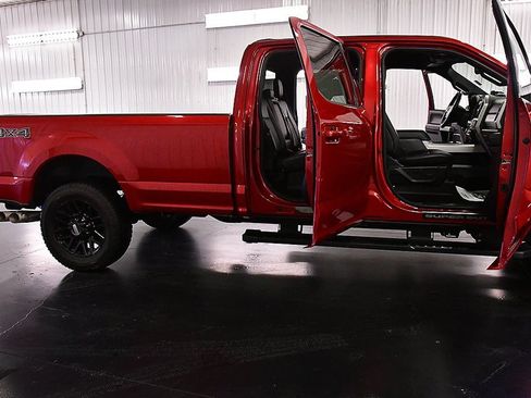 Used 2022 Ford F250 Lariat w/ Black Appearance Package AWD/4WD image 34