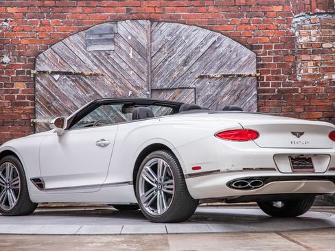Used 2023 Bentley Continental GT Mulliner AWD/4WD image 6