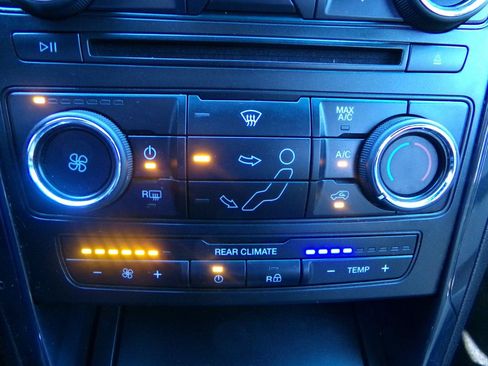 Used 2017 Ford Explorer 4WD image 18