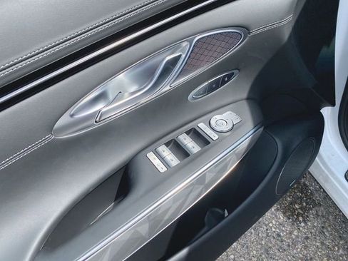Used 2025 Genesis GV70 3.5T Sport w/ Sport Advanced Package AWD/4WD image 24