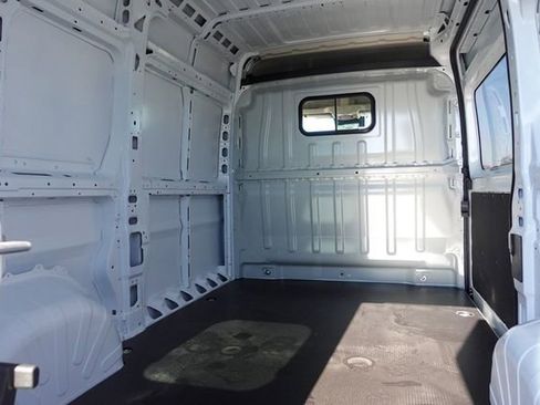 New 2026 RAM ProMaster 3500 w/ Quick Order Package 22G SLT image 27