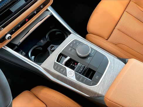 New 2026 BMW 330i Sedan w/ M Sport Package RWD image 8