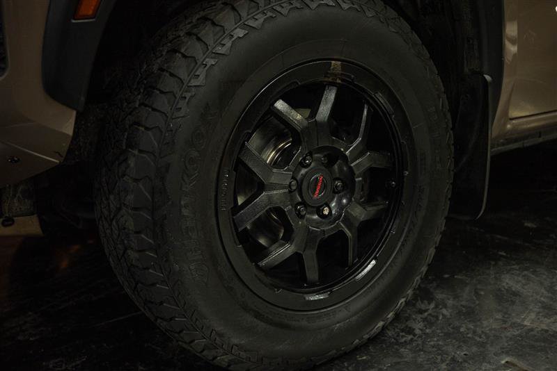 Used 2024 Nissan Frontier PRO-4X w/ Pro Convenience Package AWD/4WD image 3