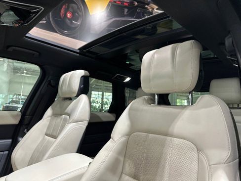 Used 2018 Land Rover Range Rover Sport HSE AWD/4WD image 40