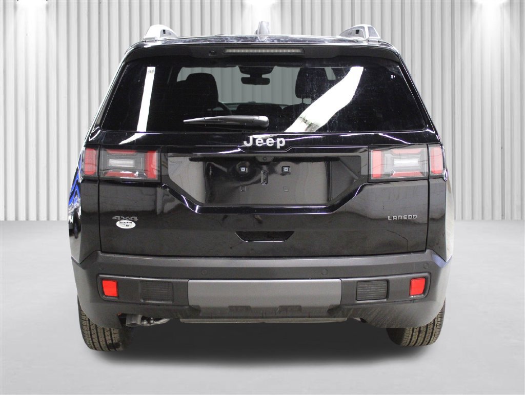 New 2026 Jeep Cherokee Laredo AWD/4WD image 4