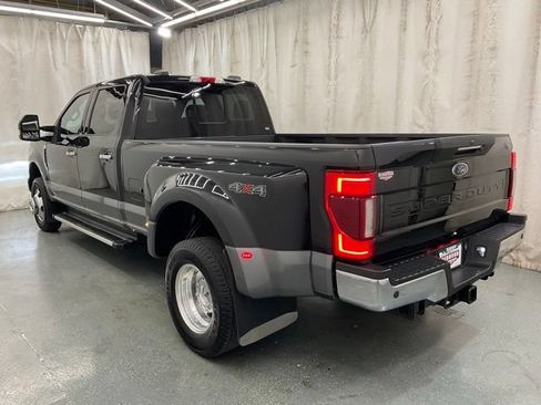 Used 2022 Ford F350 Lariat w/ Lariat Ultimate Package AWD/4WD image 5