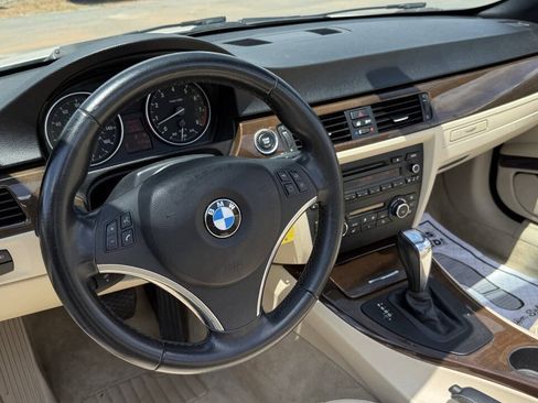 Used 2013 BMW 328i Convertible RWD image 14