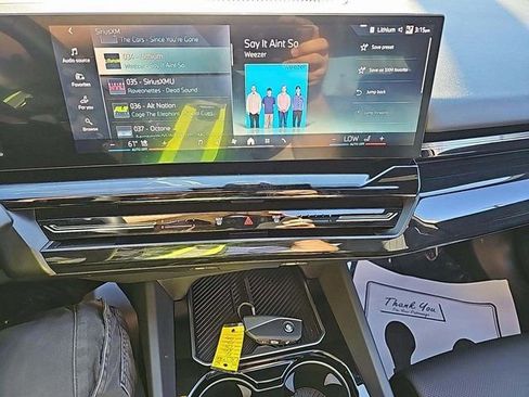 Used 2024 BMW 530i xDrive w/ Premium Package image 9