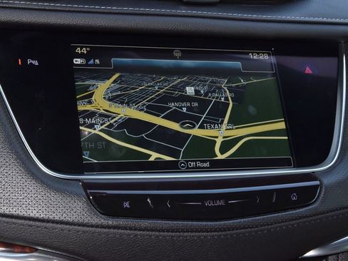 Used 2019 Cadillac XT5 Luxury image 28