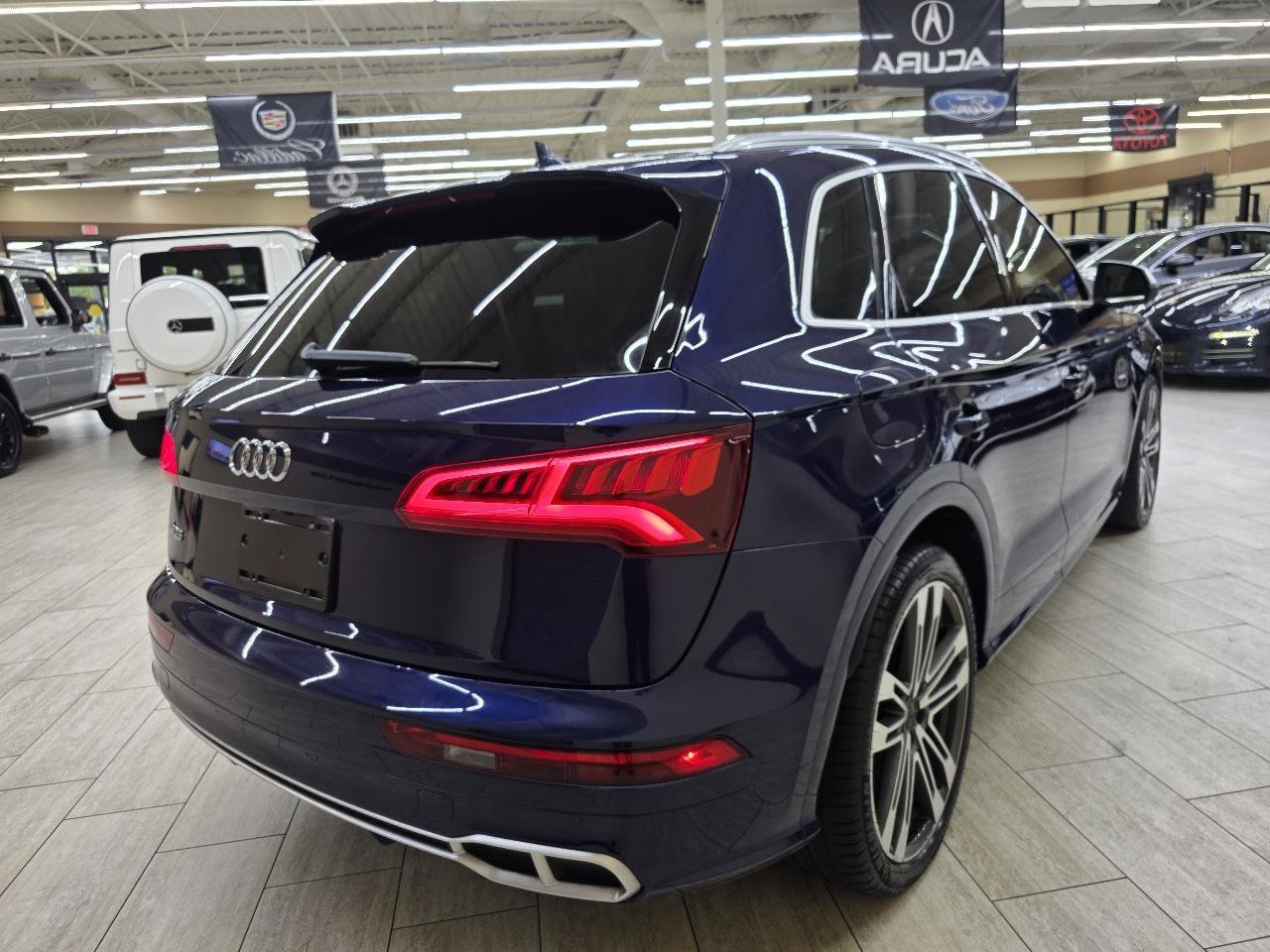 Used 2018 Audi SQ5 Prestige AWD/4WD image 6