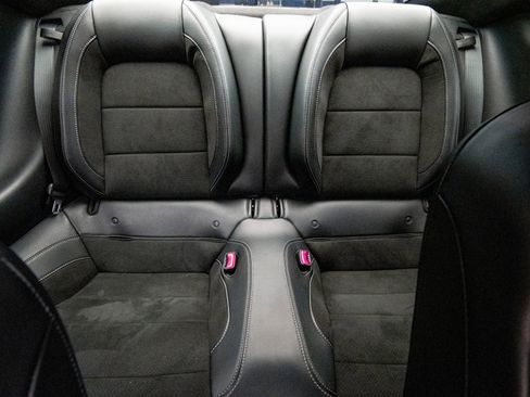 Used 2016 Ford Mustang Shelby GT350 w/ Technology Package image 22