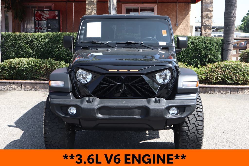 Used 2023 Jeep Wrangler Unlimited Sport AWD/4WD image 3