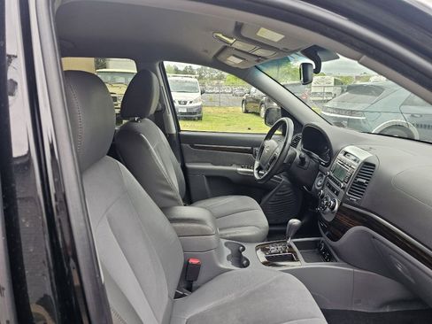 Used 2010 Hyundai Santa Fe SE image 30