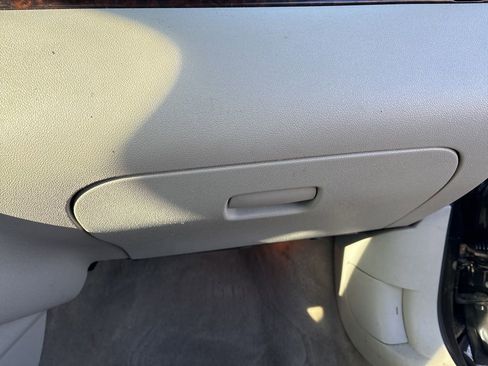 Used 2013 Chevrolet Impala LTZ image 17