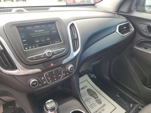 Used 2019 Chevrolet Equinox LT AWD/4WD image 19