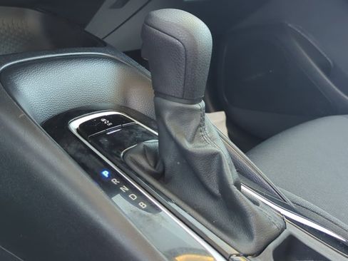 Used 2022 Toyota Corolla LE FWD image 23