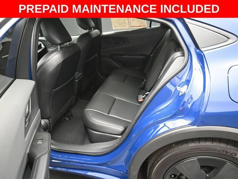 Certified 2025 Toyota Prius LE FWD image 25