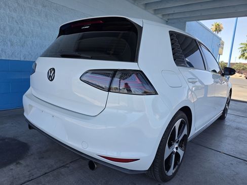 Used 2016 Volkswagen GTI S FWD image 3