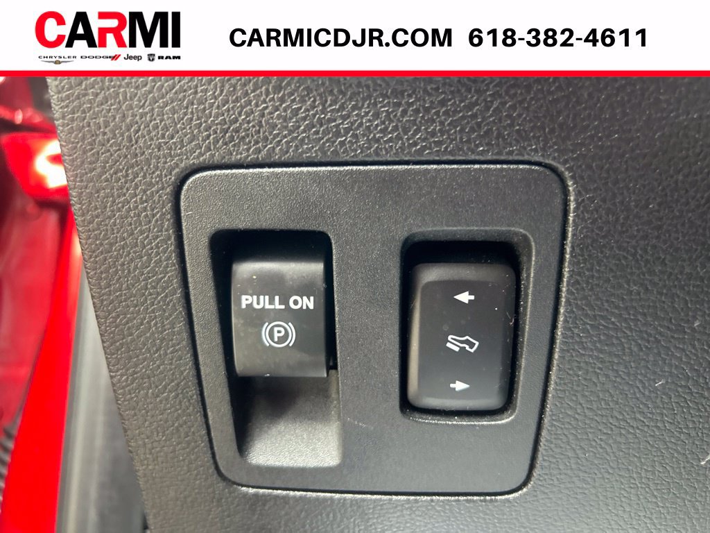 Used 2018 Ford F150 XLT w/ Equipment Group 302A Luxury AWD/4WD image 19