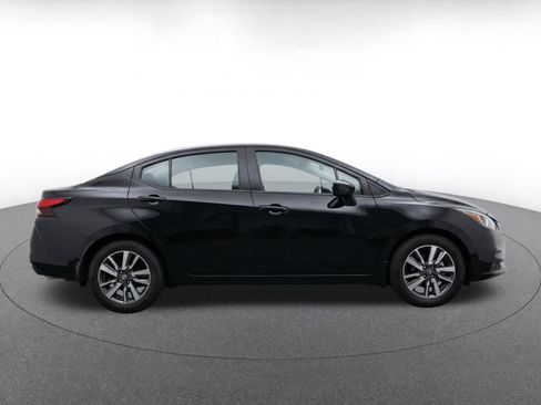 Used 2025 Nissan Versa SV FWD image 14