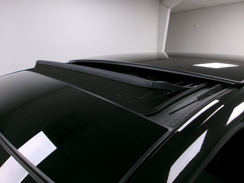 Used 2021 Audi A6 Premium Plus w/ Premium Plus Package image 4